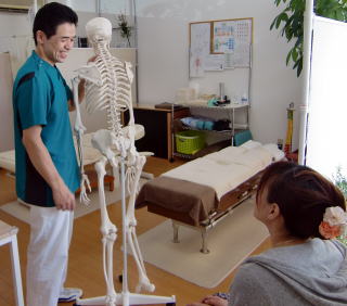 ���i�͌^���g��������
�啪�s�����̃J�C���v���N�e�B�b�N ���̉@ �@�@�@�@�u�}�i�J�C���v�@TEL097-551-0911